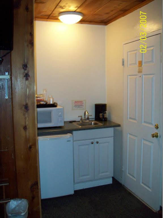 Lakeshore Lodge Wofford Heights Extérieur photo