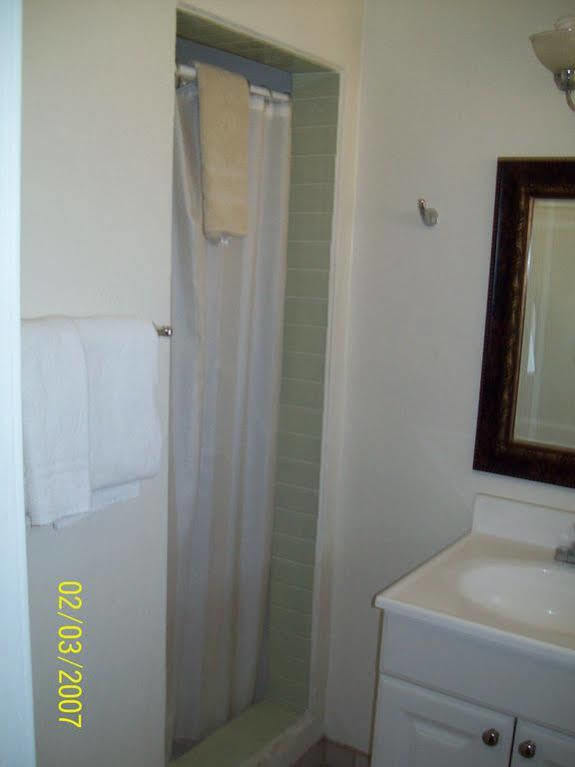 Lakeshore Lodge Wofford Heights Extérieur photo